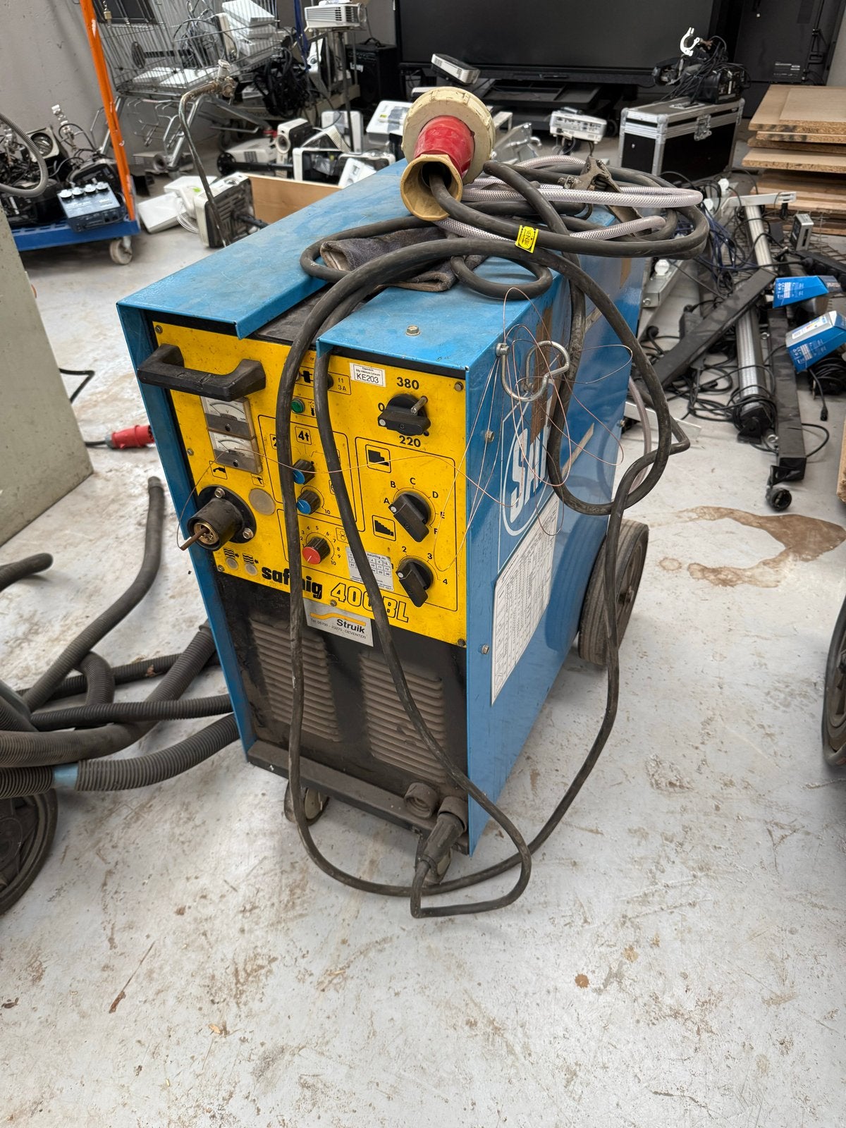 Diverse lasapparaten en werkplaatsmachines, Ophalen, Gebruikt, 250 ampère of meer, Overige typen