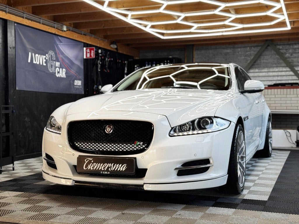 Jaguar XJ Adaptive Cruise Control, V6 Bi-Turbo Diesel X351, Euro 5, Achterwielaandrijving, Zwart, 2993 cc