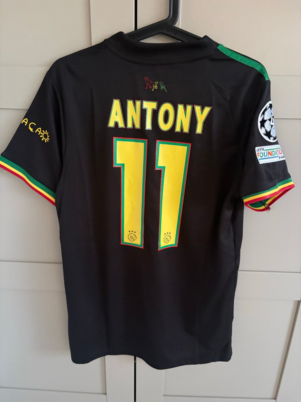 Retro Ajax uitshirt 2021/2022 Antony (Bob Marley) medium, Maat 48/50 (M), Zwart, Nieuw, Ophalen of Verzenden