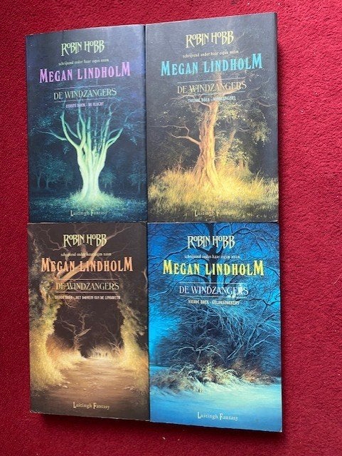 ROBIN HOBB(ONDER HAAR EIGEN NAAM MEGAN LINDHOLM GESCHREVEN)D, Ophalen of Verzenden, Gelezen