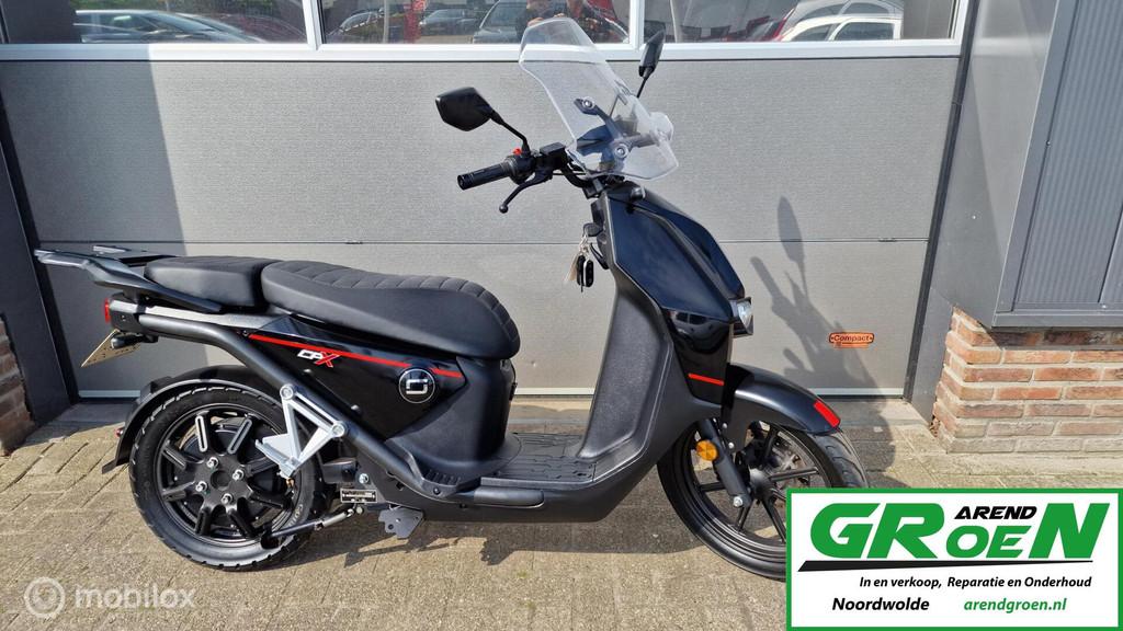 GOEDKOOP RIJDEN SUPER SOCO CPx electro motorscooter BEV, Scooter, Bedrijf, 11 kW of minder, SUPER SOCO