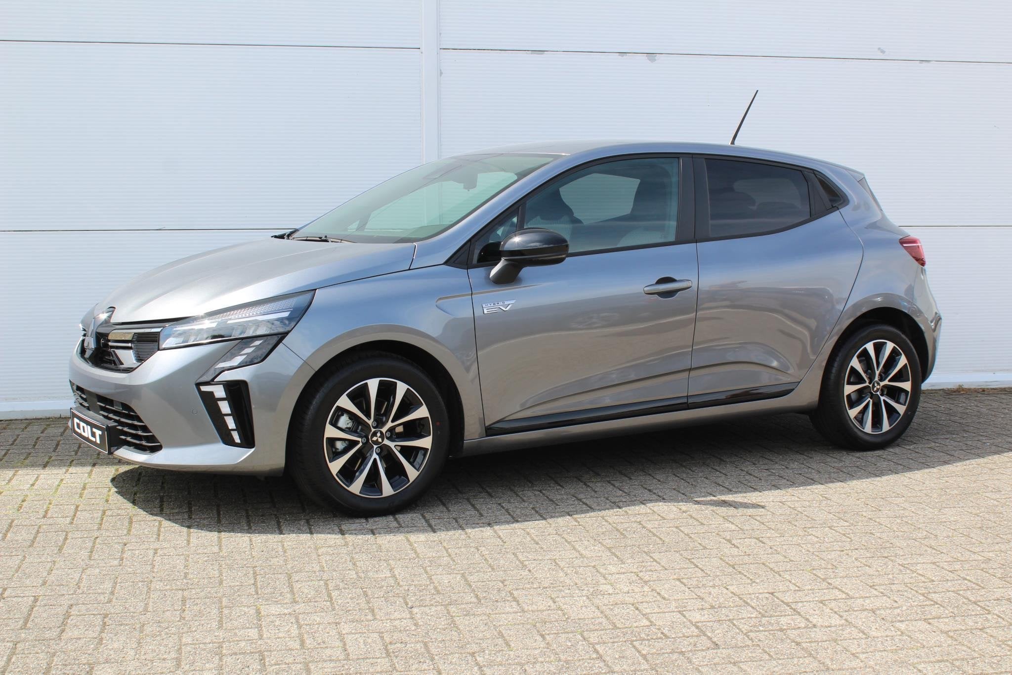 Mitsubishi Colt 1.6 HEV Intense / €4000,- Voordeel Op Nieu, Auto's, Stof, Colt, Bedrijf, Nieuw