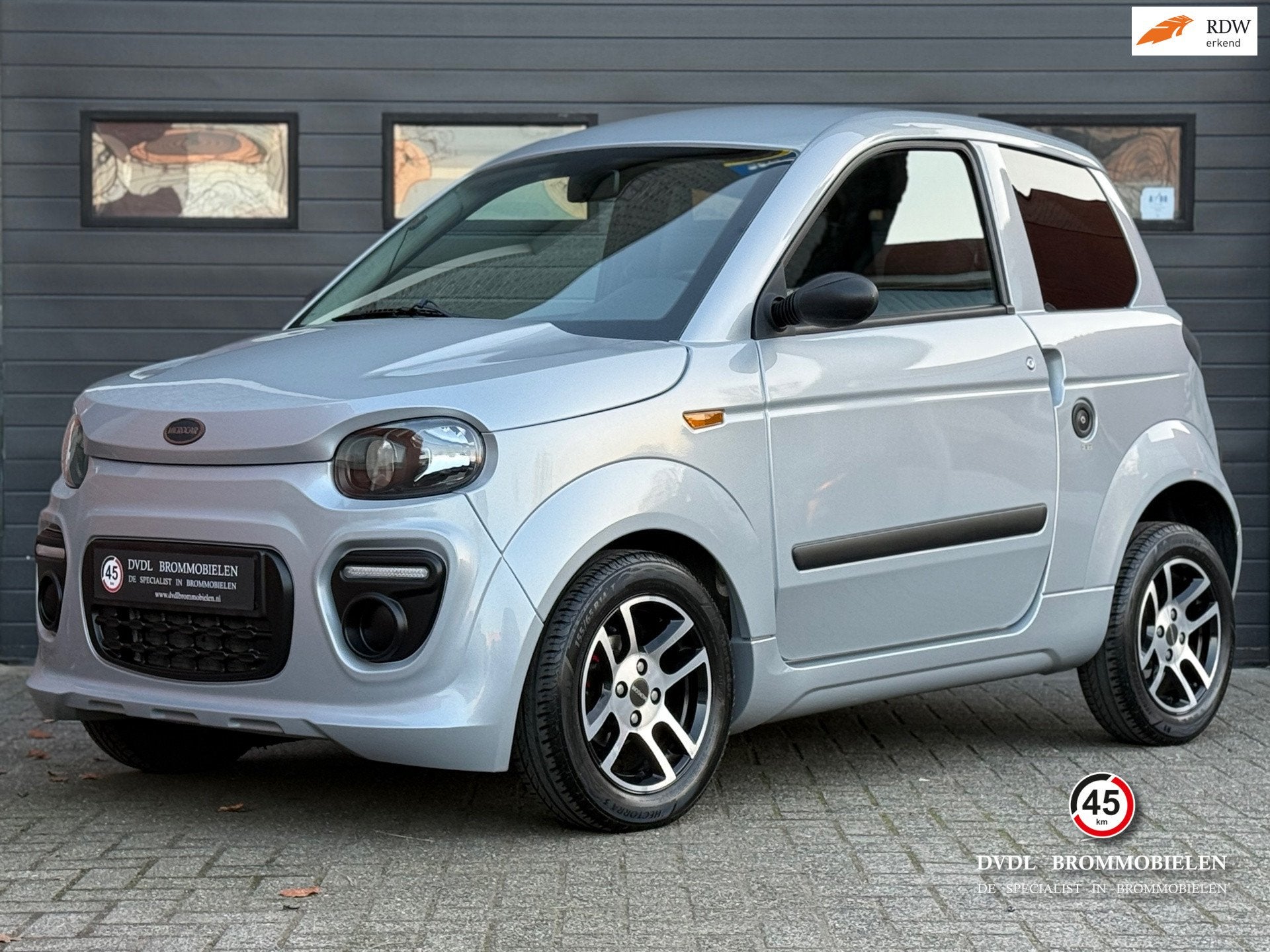 Microcar M.GO Must DCI Brommobiel AIRCO 2020 1eig 22dkm ZGAN, DVDL Brommobielen, Staarten 32
5281PL  Boxtel, NL, Info@dvdlbrommobielen.nl