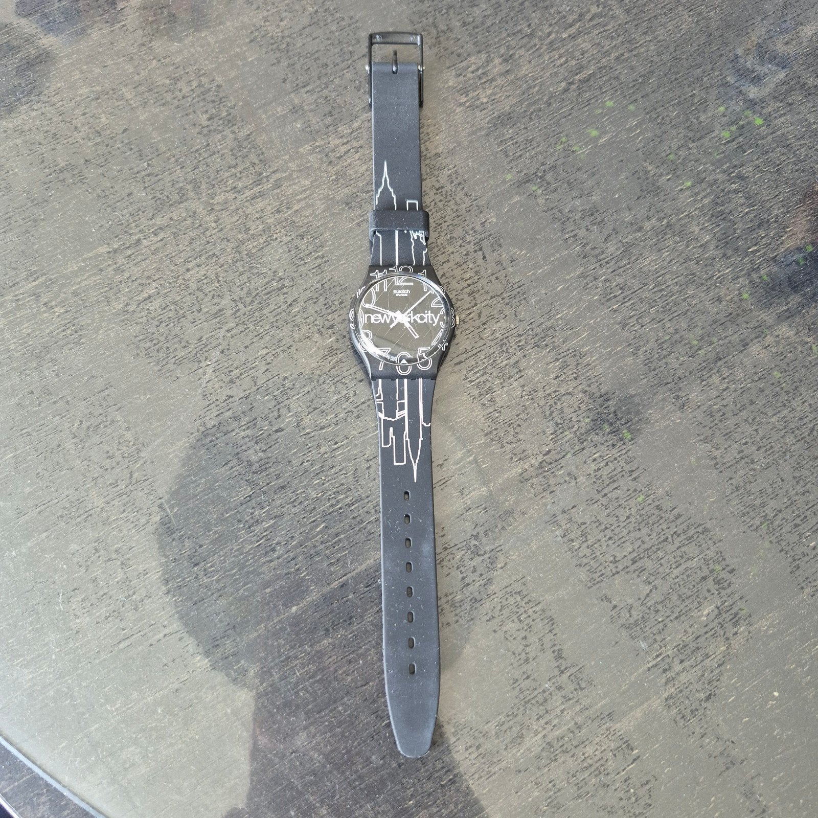 Swatch horloge zwart/wit, thema New York., Ophalen of Verzenden, Kunststof, Kunststof, Swatch