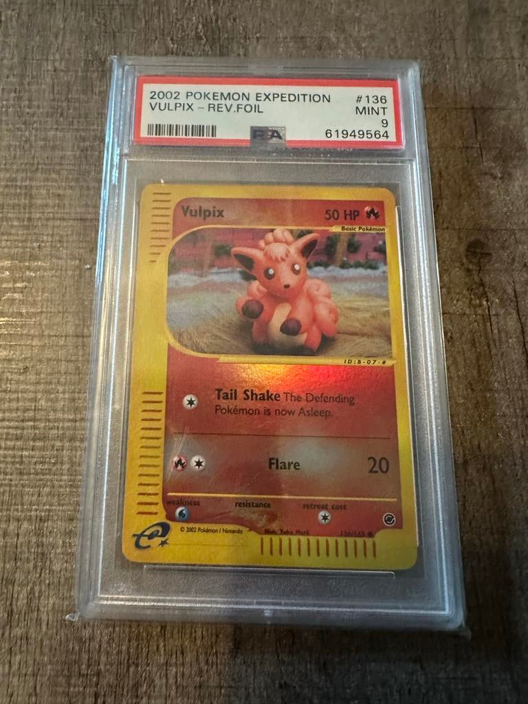 Vulpix Expedition Reverse Foil #136 PSA 9 Pokémon Kaart, Ophalen of Verzenden, Zo goed als nieuw, Losse kaart, Foil