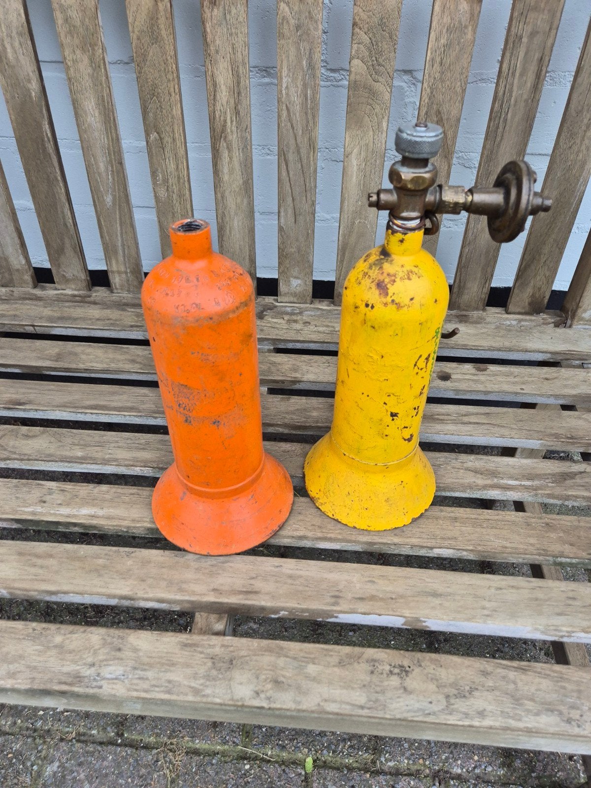 2 karwei flessen gasflessen, Ophalen, Gebruikt