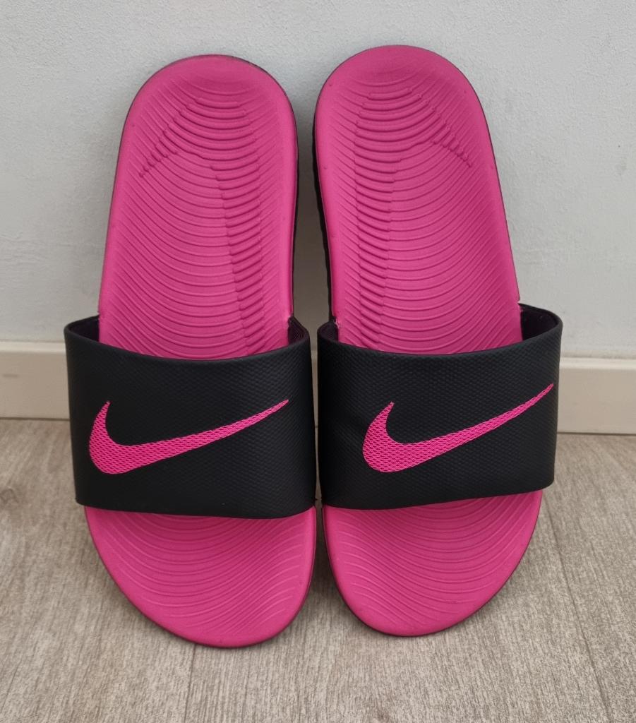 Nike Kawa Slippers, maat 37.5, Slippers, Zwart, Nike, Ophalen of Verzenden