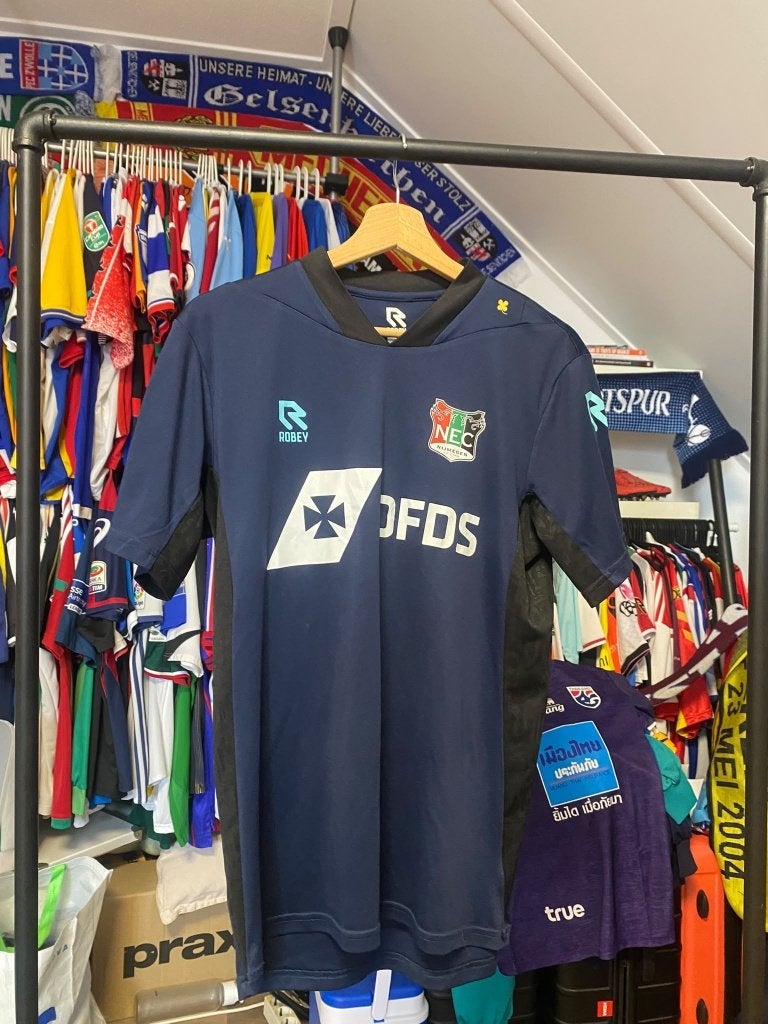 NEC Nijmegen voetbalshirt, Ophalen of Verzenden, Zo goed als nieuw, Shirt