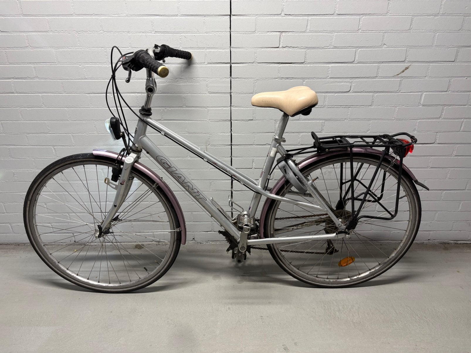 Giant Retro Fiets 28inch Zilver, Fietsen en Brommers, Fietsen | Dames | Sportfietsen en Toerfietsen, Ophalen, 28 inch, Gebruikt