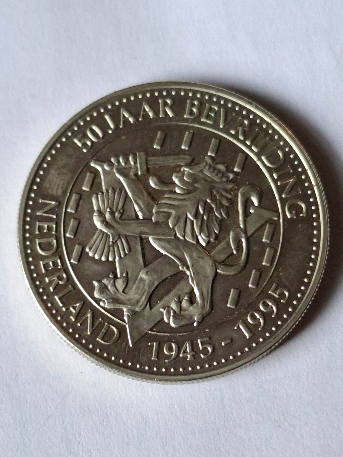 Nederland 50 Jaar Bevrijding 1945-1995 5 Gulden Munt, Ophalen of Verzenden, Koningin Beatrix, 5 gulden, Losse munt