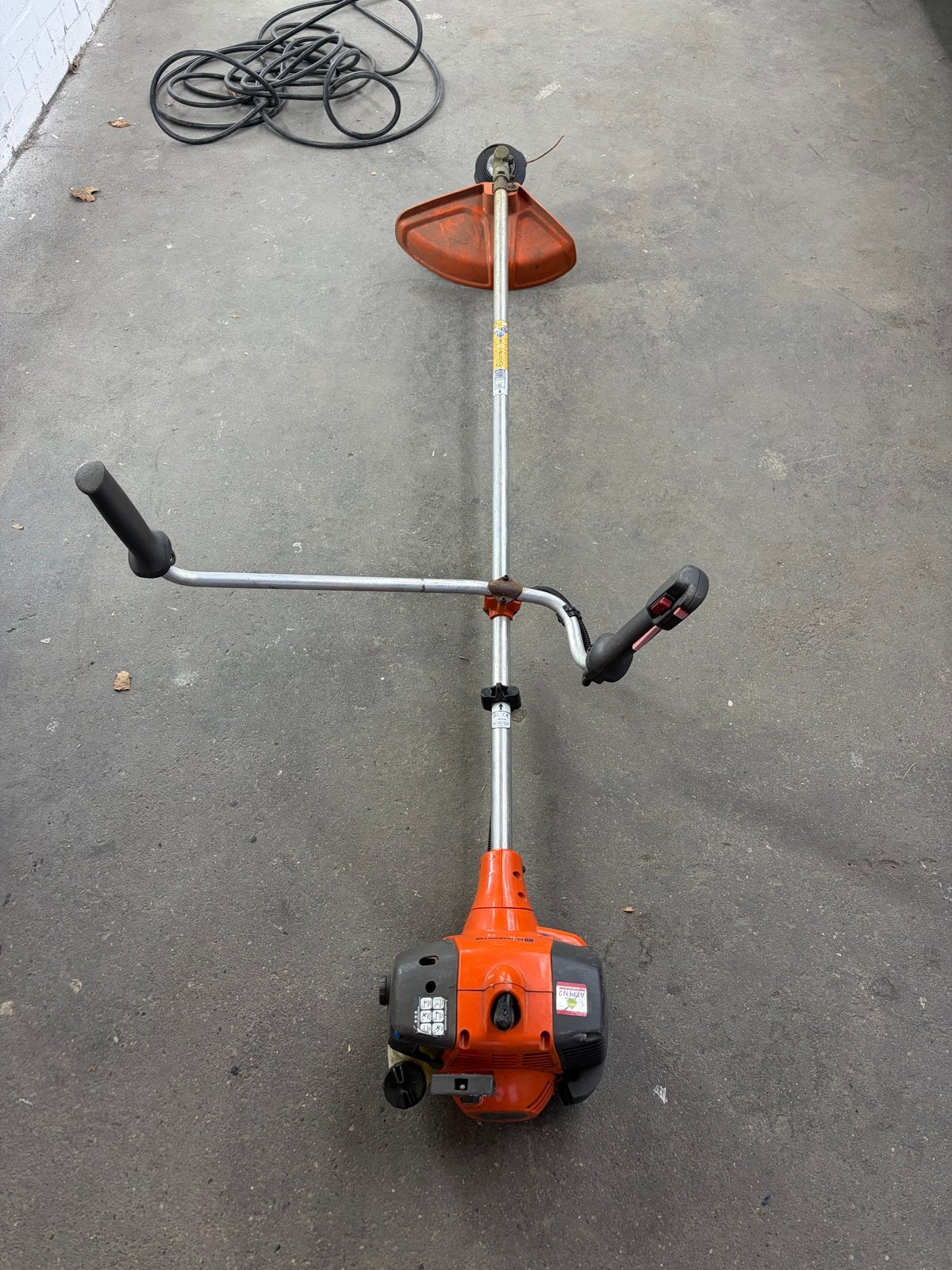 Husqvarna 128R Benzine Bosmaaier, Ophalen, Gebruikt, 10 tot 30 cm, Benzine