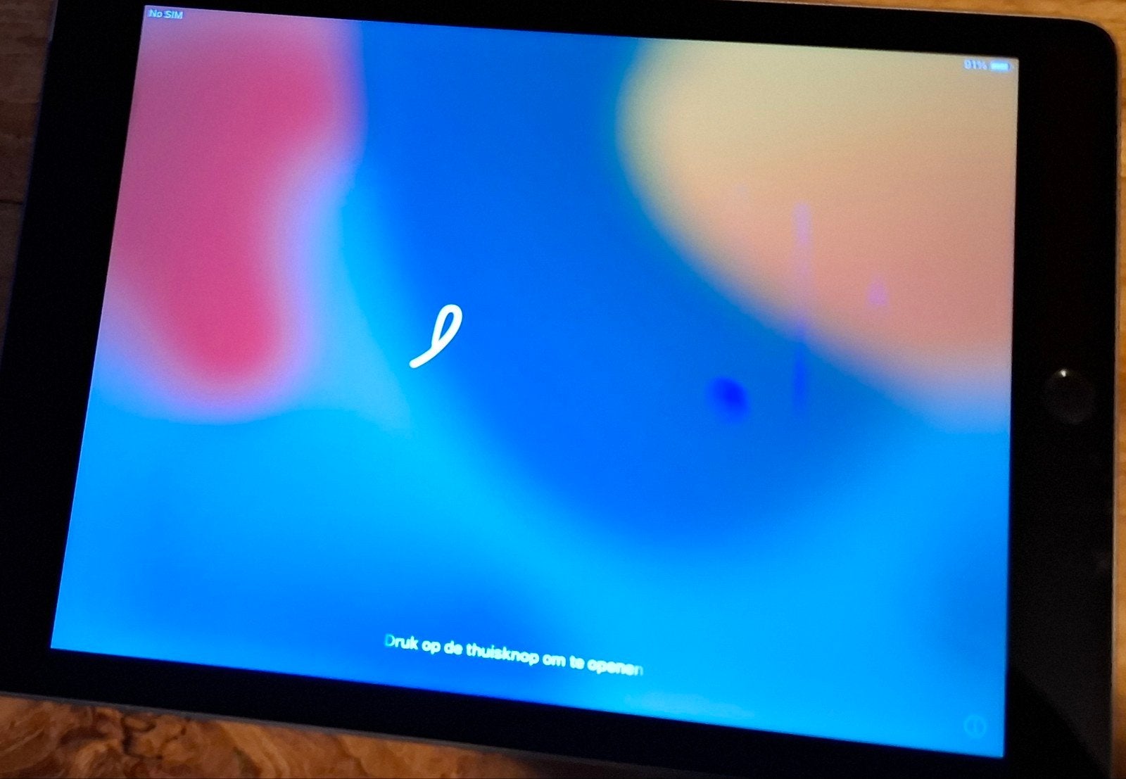 Foto 5 van Apple iPad Air 2 - Werkt, scherm met vlekken