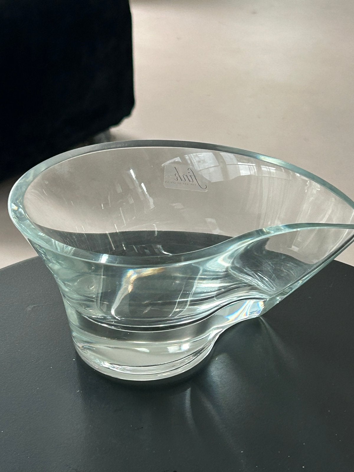 Bijzondere druppelvormige design schaal, Ophalen of Verzenden, Zo goed als nieuw, Rond, Glas