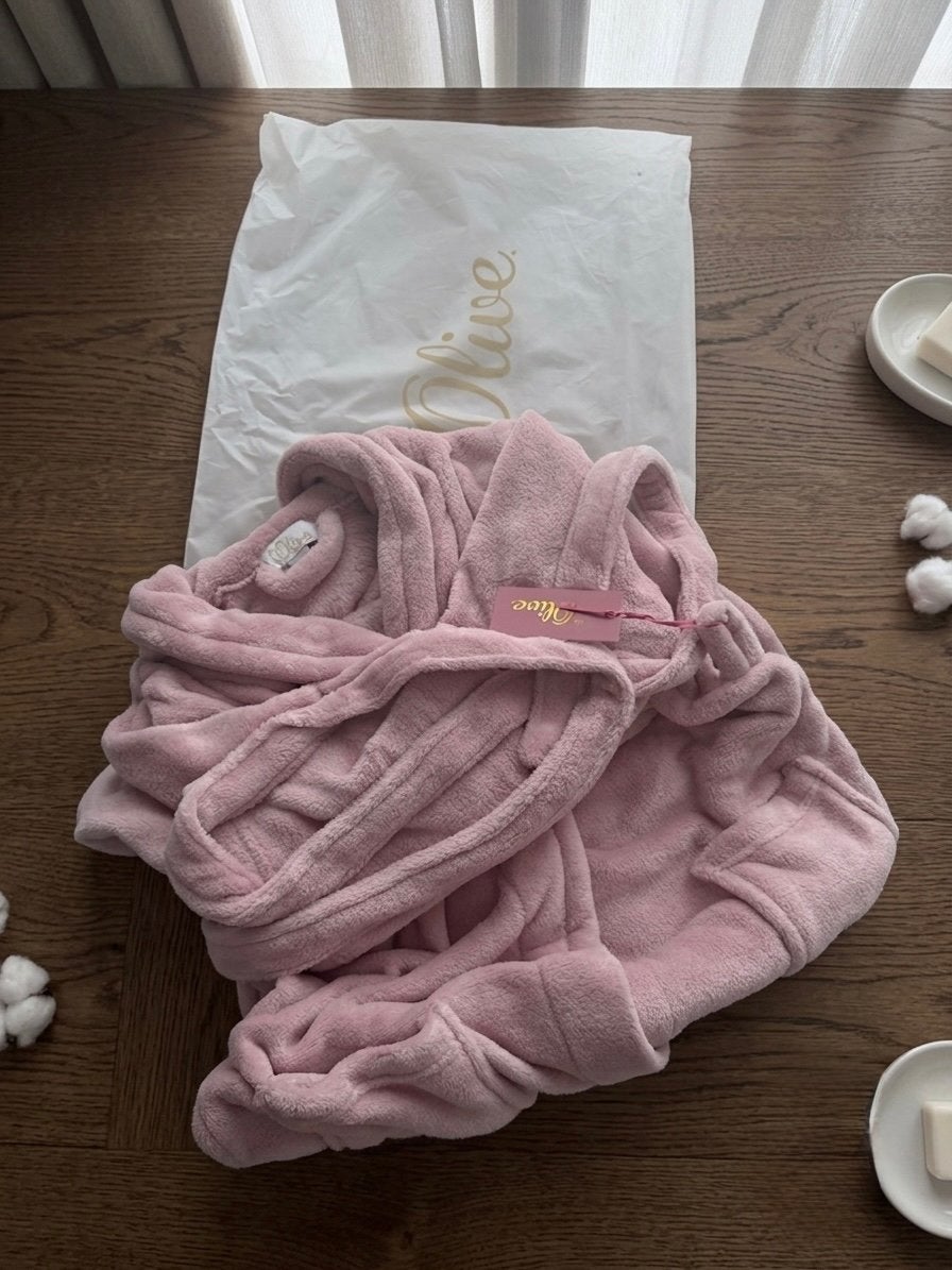 Roze badjas van Olive, Ophalen of Verzenden, Nieuw, Roze, Overige typen