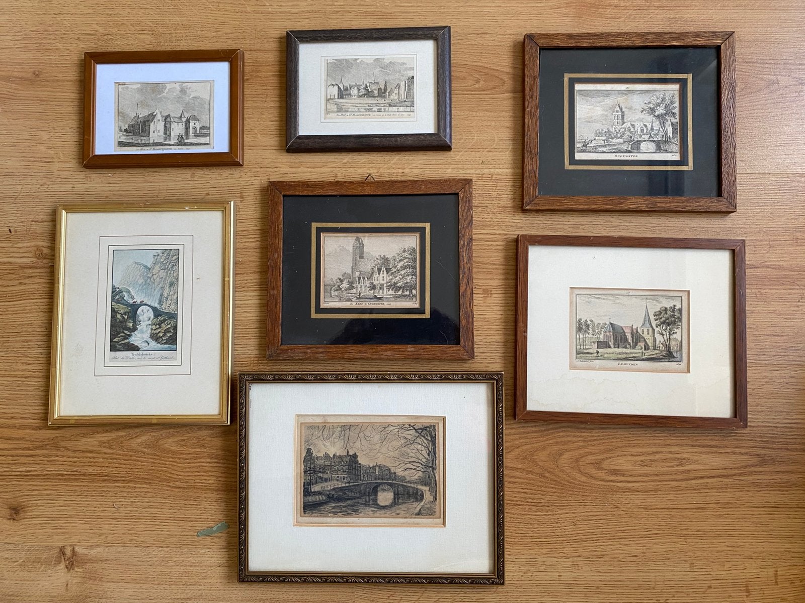 Diverse etsen en gravures. Zie foto’s en beschrijving., Antiek en Kunst, Ophalen of Verzenden, 20 cm, 20 cm, Gesigneerd
