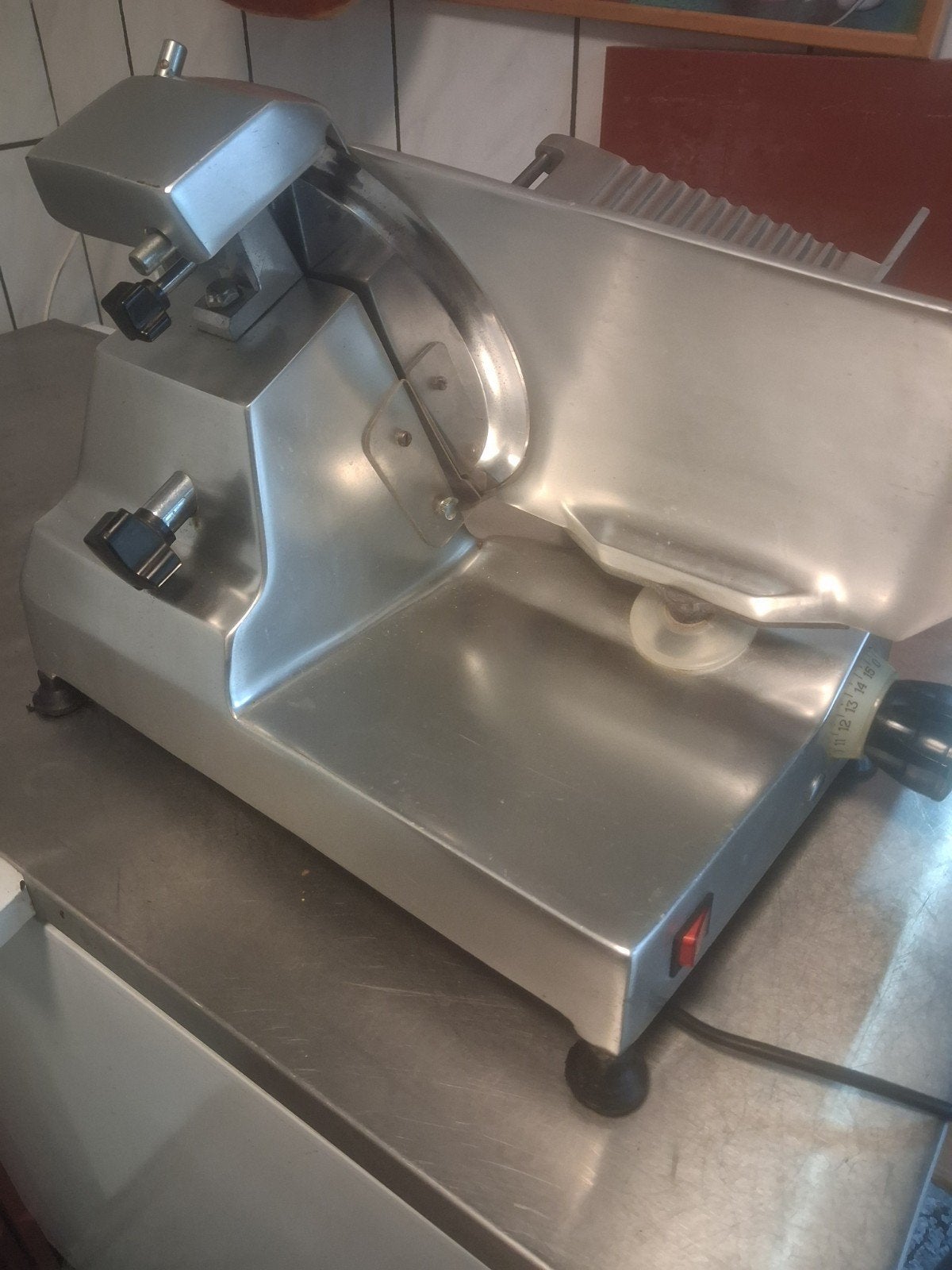 ABM Milano Snijmachine voor Horeca en Keuken, Ophalen