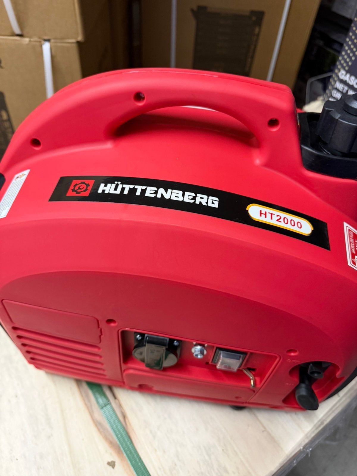 Huttenberg HT2000 l Nieuw l meerdere stuks l, Doe-het-zelf en Verbouw, Aggregaten, Ophalen of Verzenden, Zo goed als nieuw, Minder dan 5 kVA