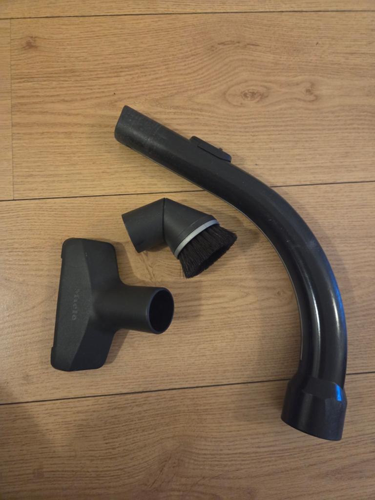 Miele stofzuiger accessoires: mondstukken en borstel, Ophalen of Verzenden, Gebruikt