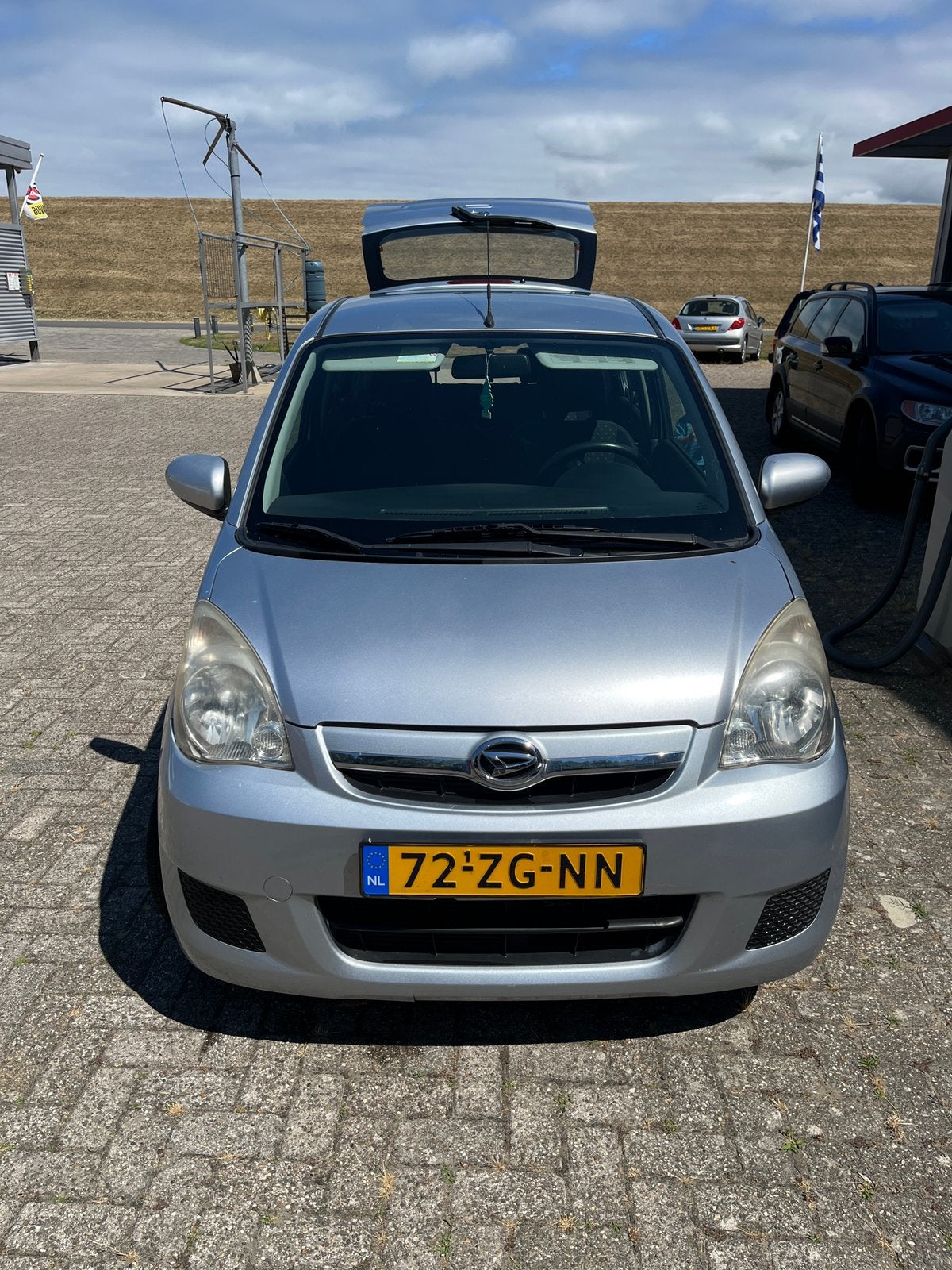 Daihatsu Cuore 1.0 5D 2008 Grijs, Auto's, Daihatsu, Voorwielaandrijving, 600 kg, 18 €/maand, 4 stoelen
