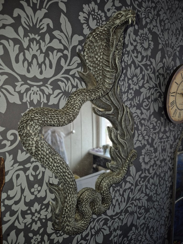Fantasy spiegel met slangmotief - Decoratieve wandspiegel, Minder dan 50 cm, Ophalen of Verzenden, Zo goed als nieuw, Minder dan 100 cm
