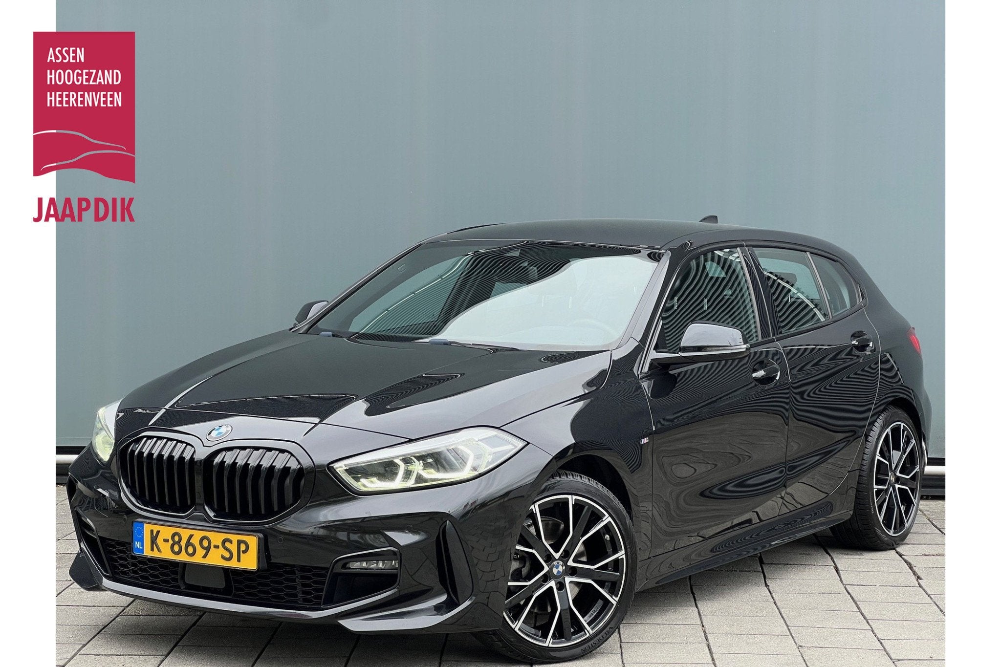 BMW 1-serie BWJ 2021 | 118i 136PK High Ex AUTOMAAT | LEER |, Auto's, 136 pk, Gebruikt, Zwart, Bedrijf