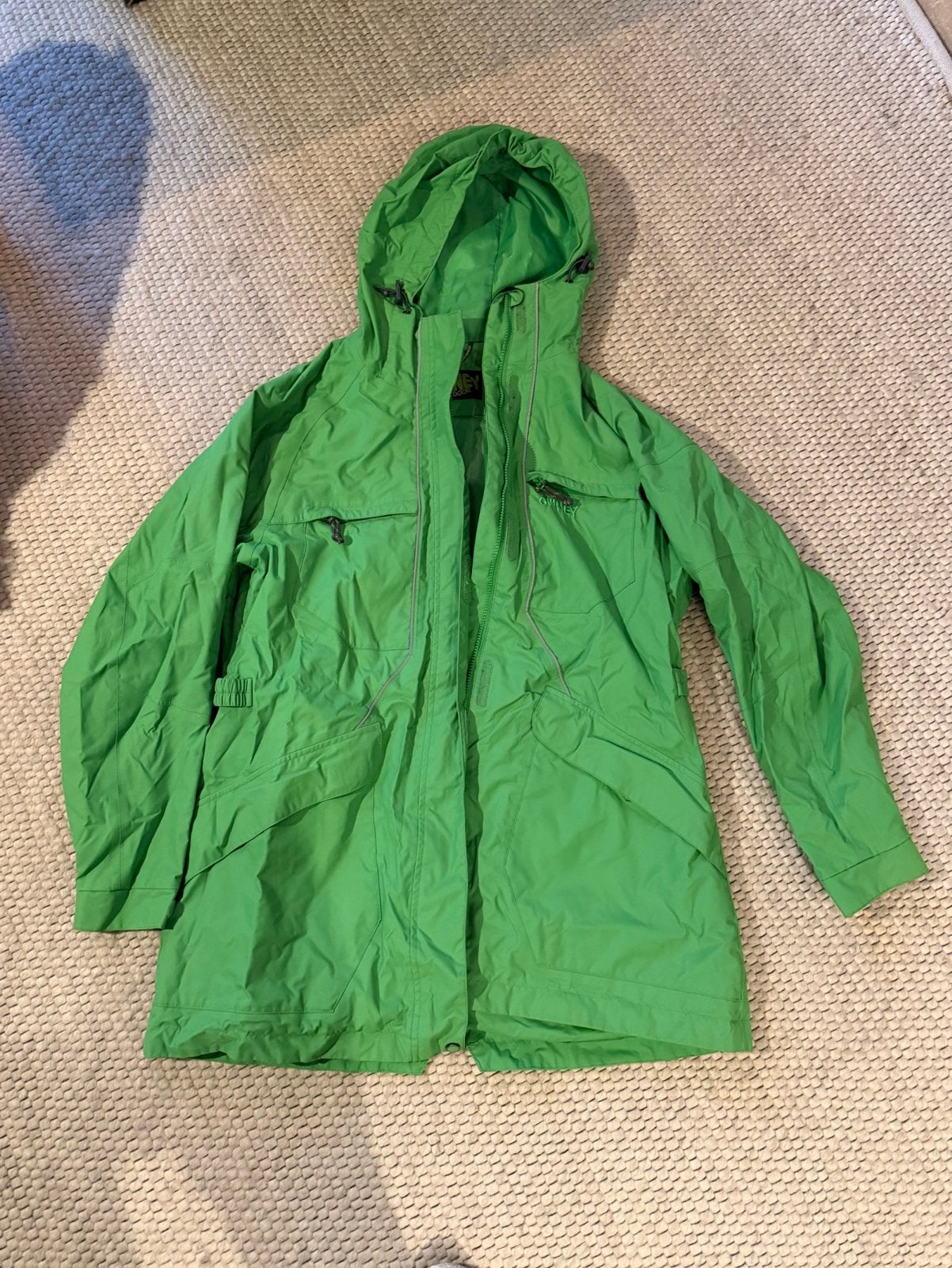 Owney outdoor damesjas. Speciaal voor hondenmensen, Ophalen of Verzenden, Gedragen, Maat 46/48 (XL) of groter, Groen