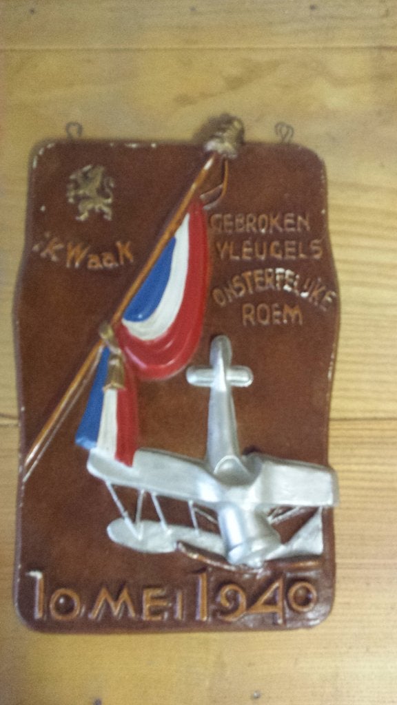 Herdenkings plaquette 10 mei 1940, Verzamelen, Militaria | Tweede Wereldoorlog, Ophalen of Verzenden, Luchtmacht, Nederland, Overige typen