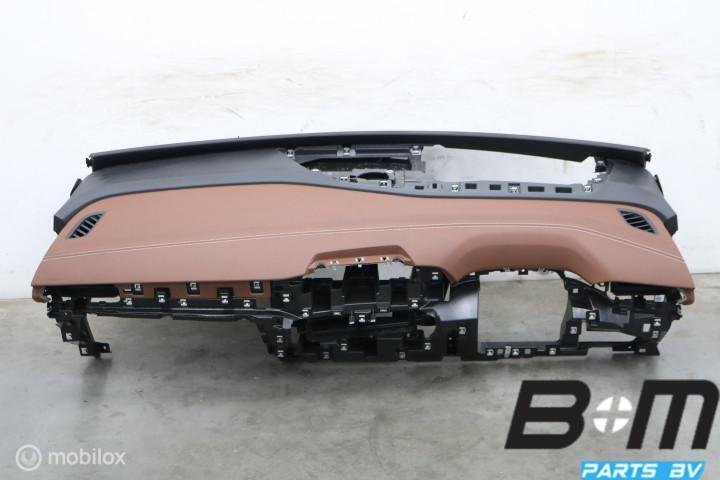 Dashboard RHD VW ID4 YUR 11C857003C, Gebruikt