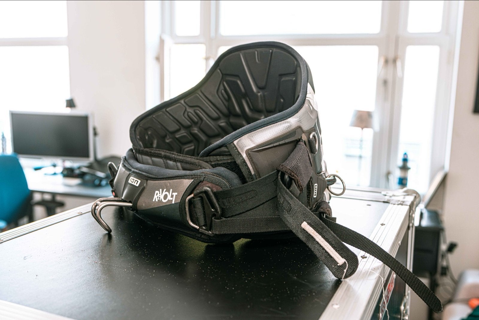 ION Revolt Kitesurf Waist Harness - Maat L (32-35 inch), Watersport en Boten, Geen board, Ophalen of Verzenden, Gebruikt, Trapeze