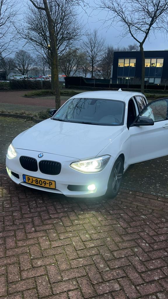 BMW 1-Serie 116I 100KW 5DR 2011 Wit, 1-Serie, 4 cilinders, Wit, 1200 kg