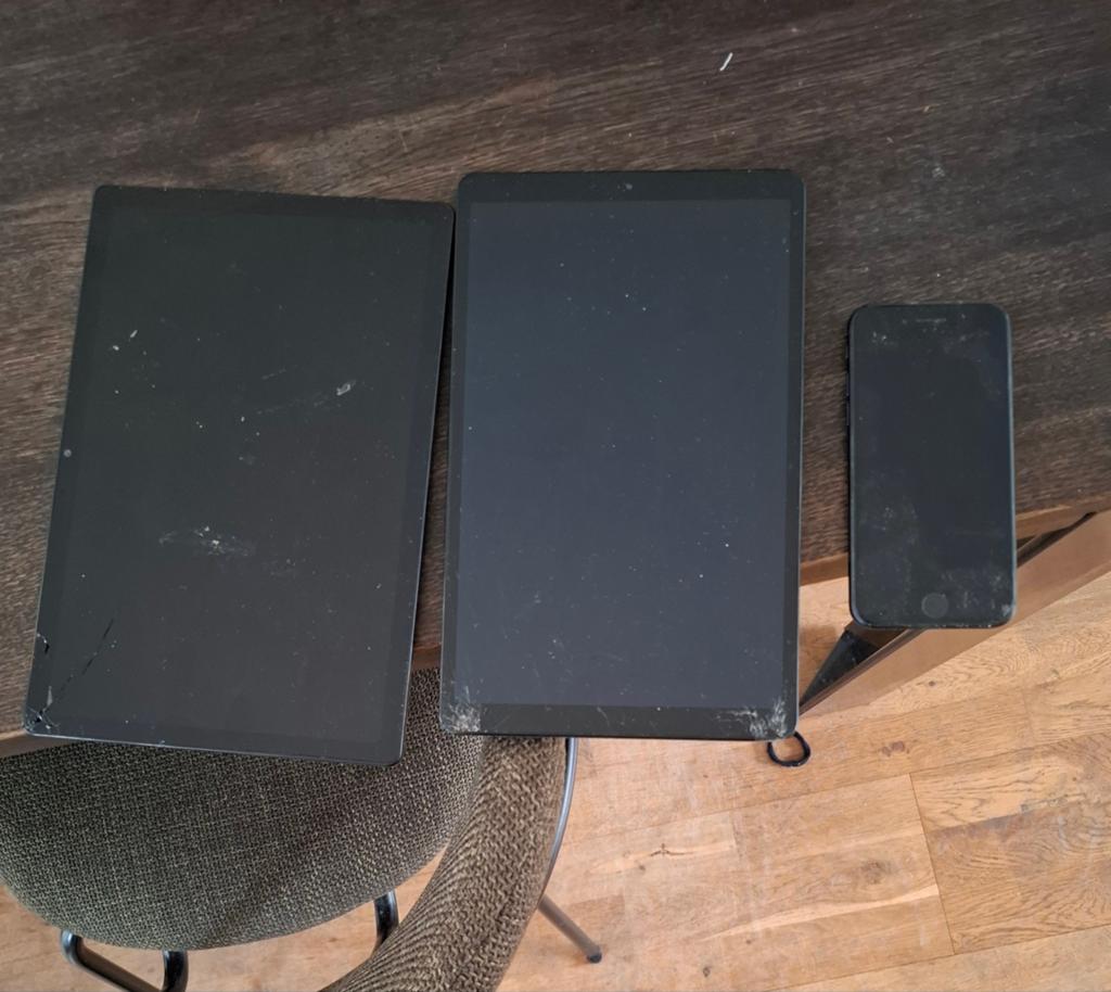 Kapotte tablets & IPhone, Ophalen of Verzenden, 10 inch, 16 GB