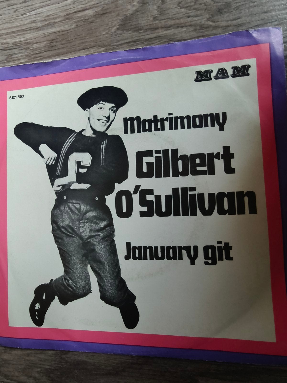 Gilbert O'Sullivan - Matrimony / January Git (Single), Cd's en Dvd's, Gebruikt, 7 inch, Ophalen of Verzenden, Pop