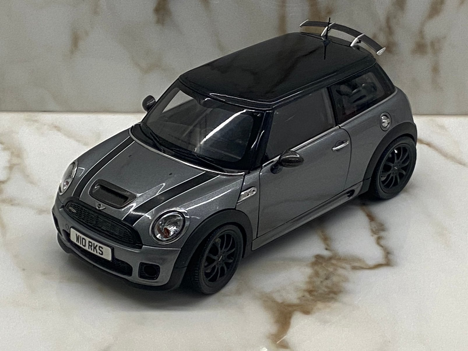 Kyosho Mini Cooper S John Works 211CV - 2008 - 1:18, Ophalen of Verzenden, Zo goed als nieuw, Auto, Kyosho