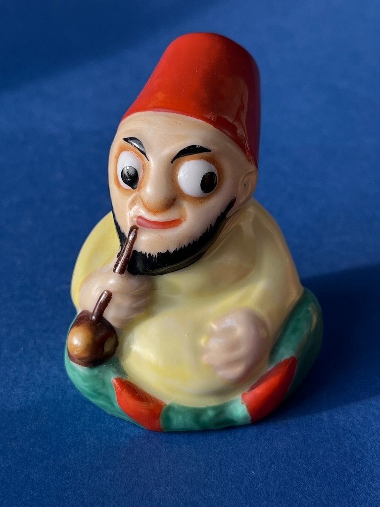 Art deco klein porseleinen beeldje: pijproker, Ophalen of Verzenden