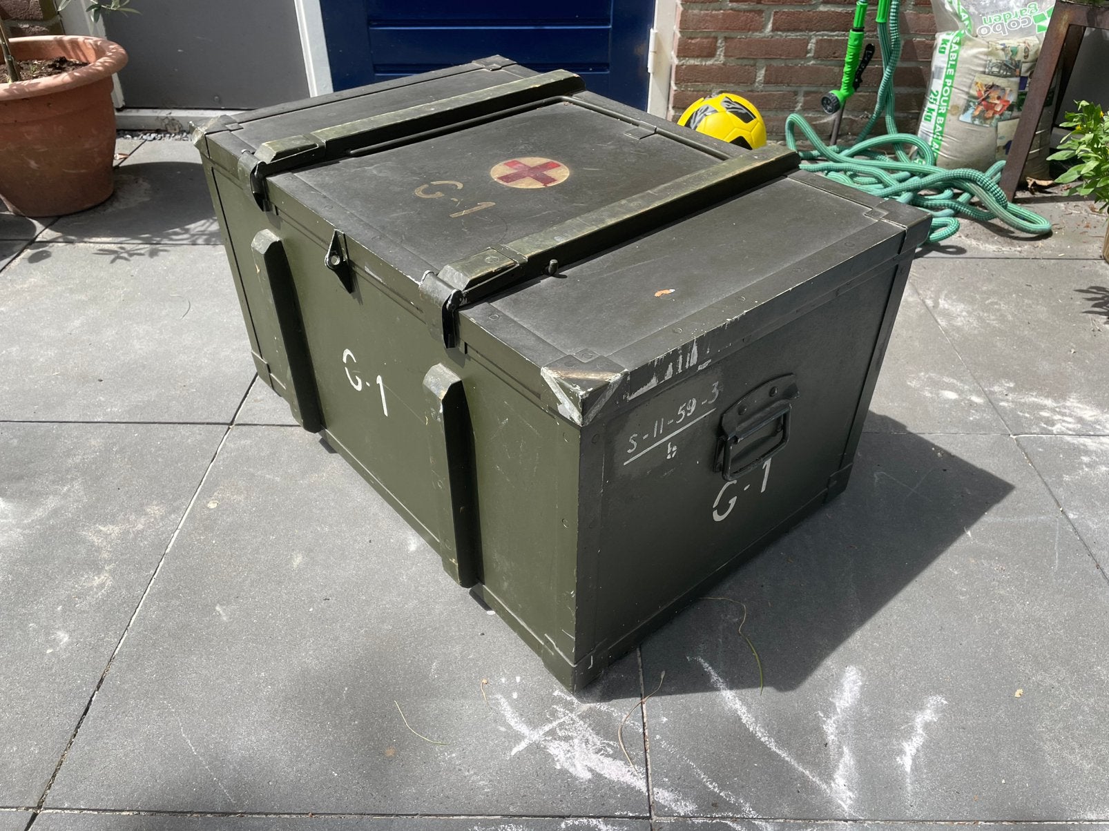 Originele Poolse militaire transportkist / EHBO-kist 1968), Ophalen, Zo goed als nieuw, 50 tot 100 cm