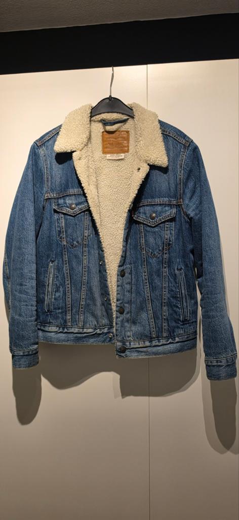 Spijkerjas Levi's maat XS, Kleding | Heren, Jassen | Zomer, Blauw, Ophalen of Verzenden, Zo goed als nieuw, Levi’s