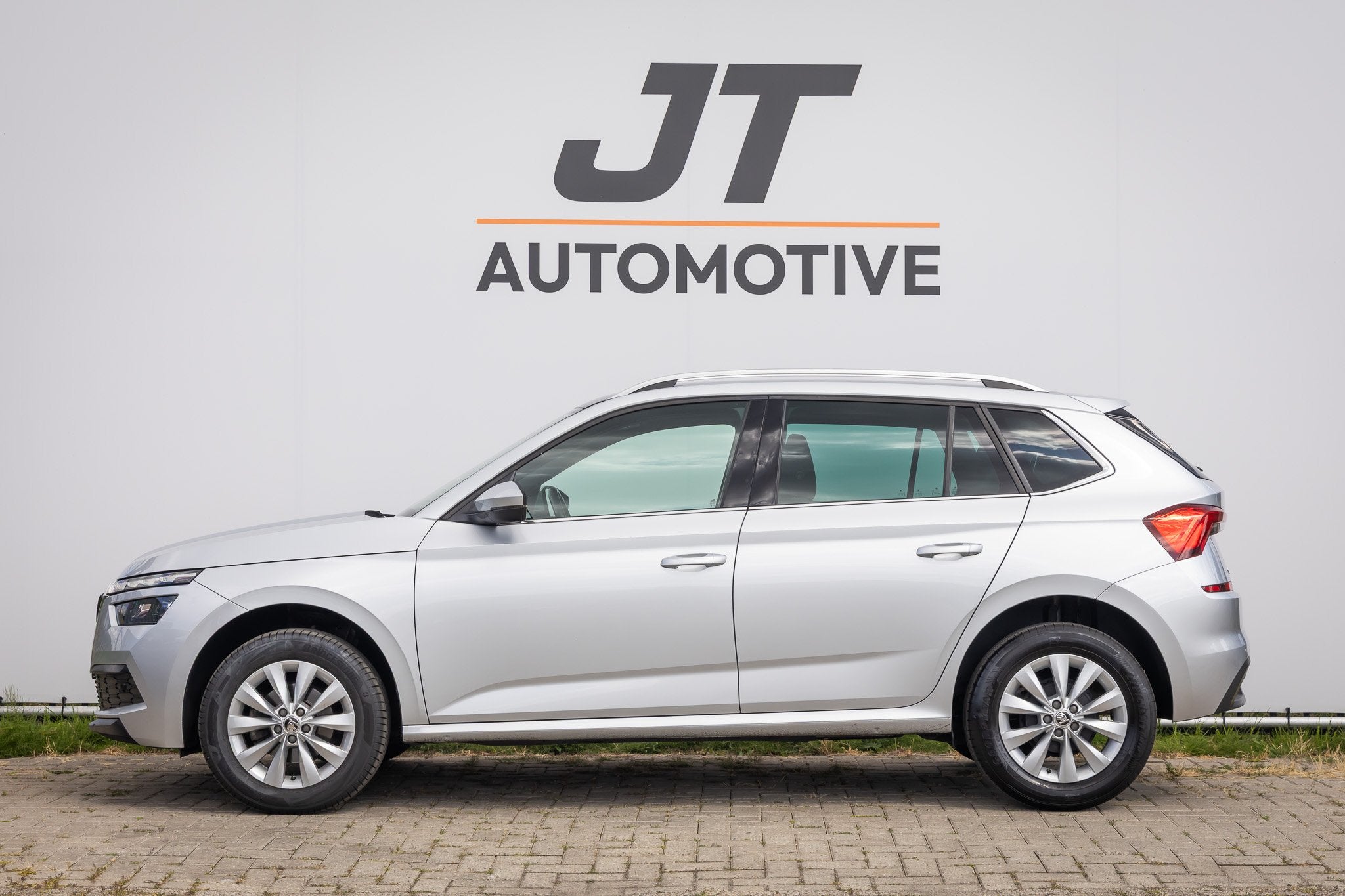 Skoda Kamiq 1.0 TSI Bns Edition nlauto pano | digitale telle, Gebruikt, Euro 6, 49 €/maand, Origineel Nederlands