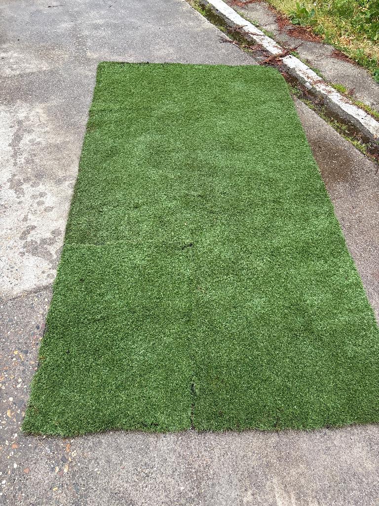 Kunstgras, Ophalen, Gebruikt, Minder dan 10 m²
