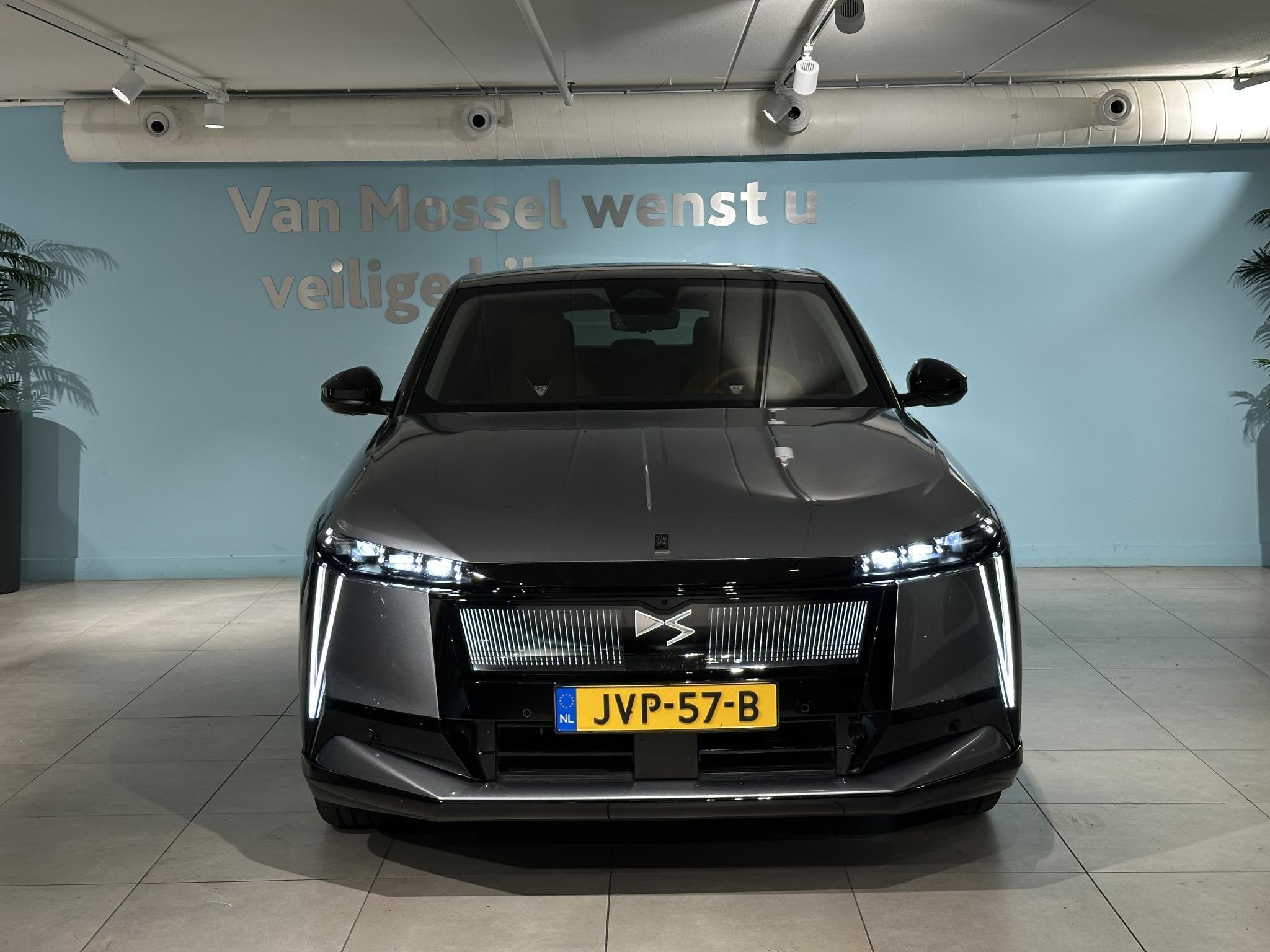 DS No 8 Long Range Étoile Absolute Comfort Tech 97 kWh, Auto's, 12 maanden, Startonderbreker, Gebruikt, Alcantara