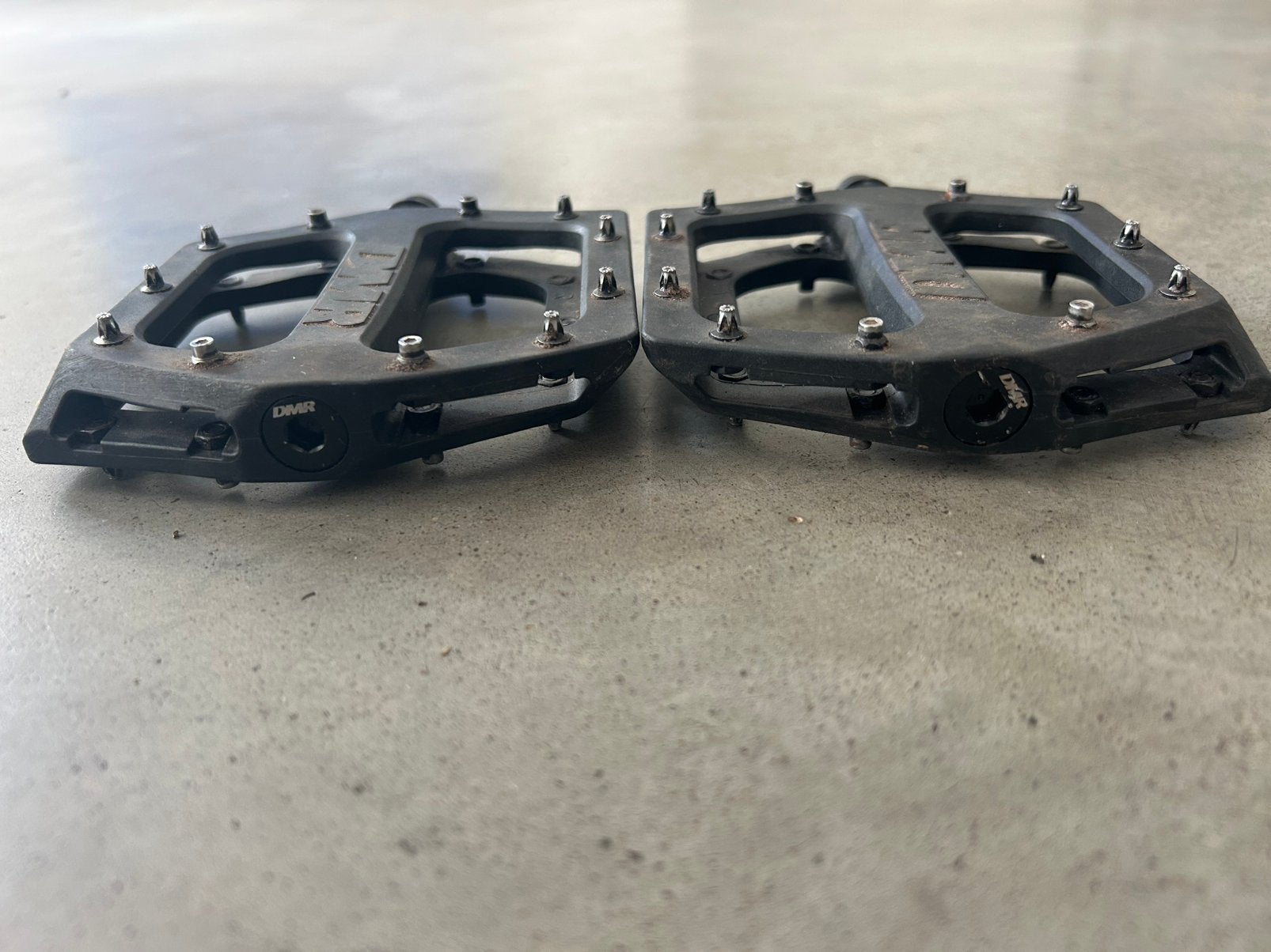 DMR V11 Flat Pedals - black, Fietsen en Brommers, Ophalen of Verzenden, Gebruikt, Gravelbike, Crankstel of Pedalen