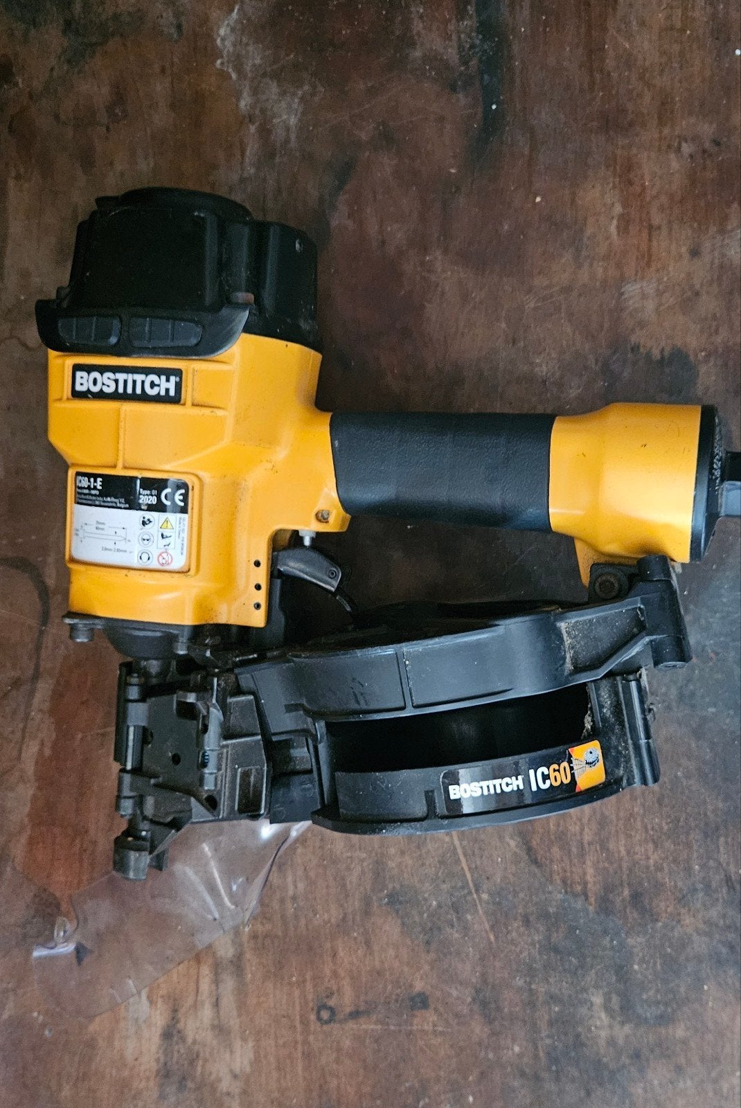 Bostitch IC60-1-E Coilnagelapparaat met nagels (32 rollen), Ophalen of Verzenden, Gebruikt