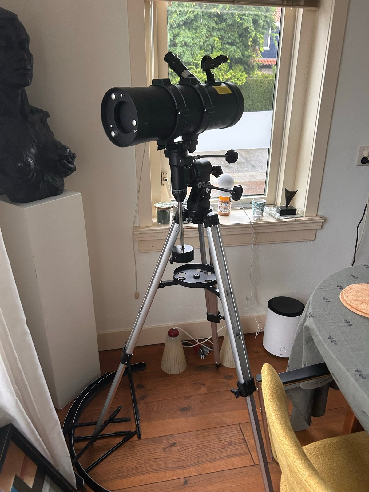 Bresser Sterrekijker met Statief - Zo goed als nieuw, Ophalen, 80 tot 200 mm, Met statief, Spiegeltelescoop (reflector)