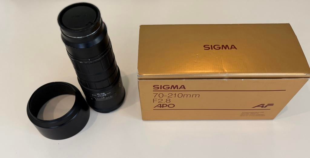 Sigma APO 70-210mm f/2.8 Sony A-mount  AF., Audio, Tv en Foto, Fotografie | Lenzen en Objectieven, Ophalen of Verzenden, Gebruikt