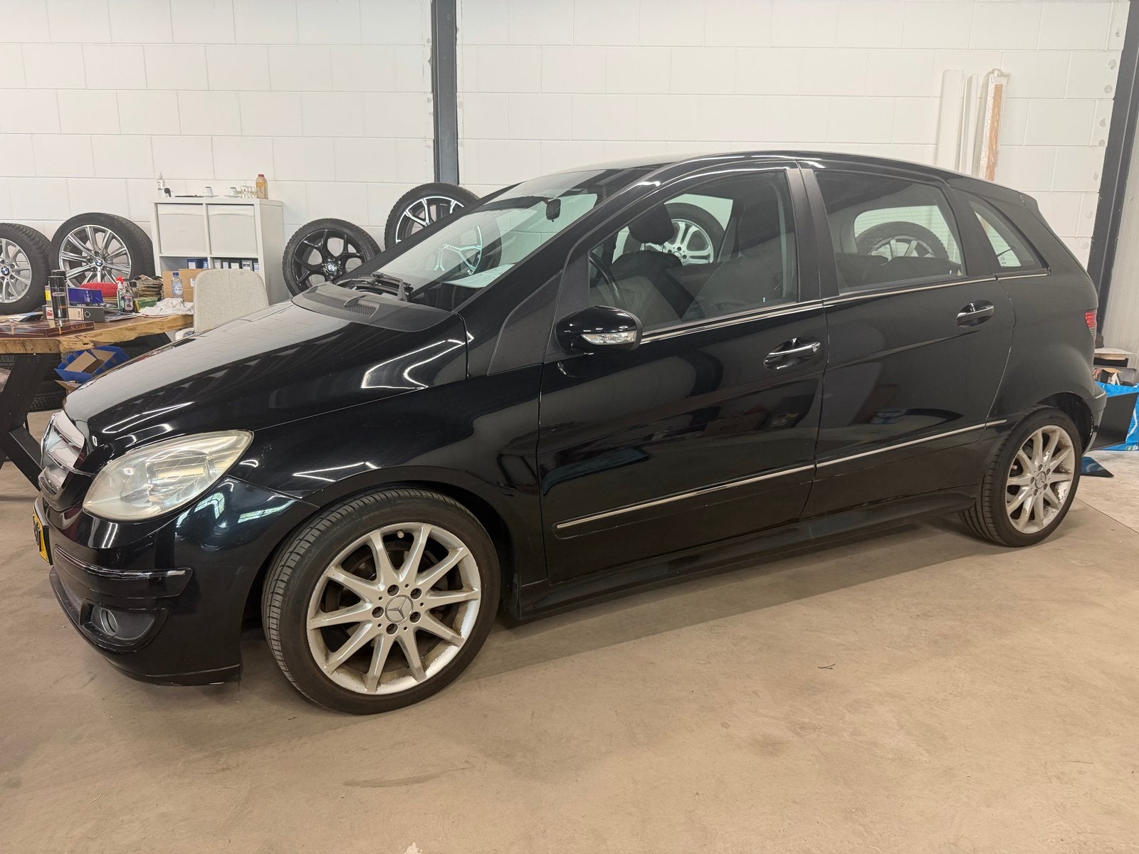 Mercedes-Benz B-Klasse 1.7 B170 5DRS AUT 2006, Auto's, 4 cilinders, 400 kg, Zwart, Bedrijf