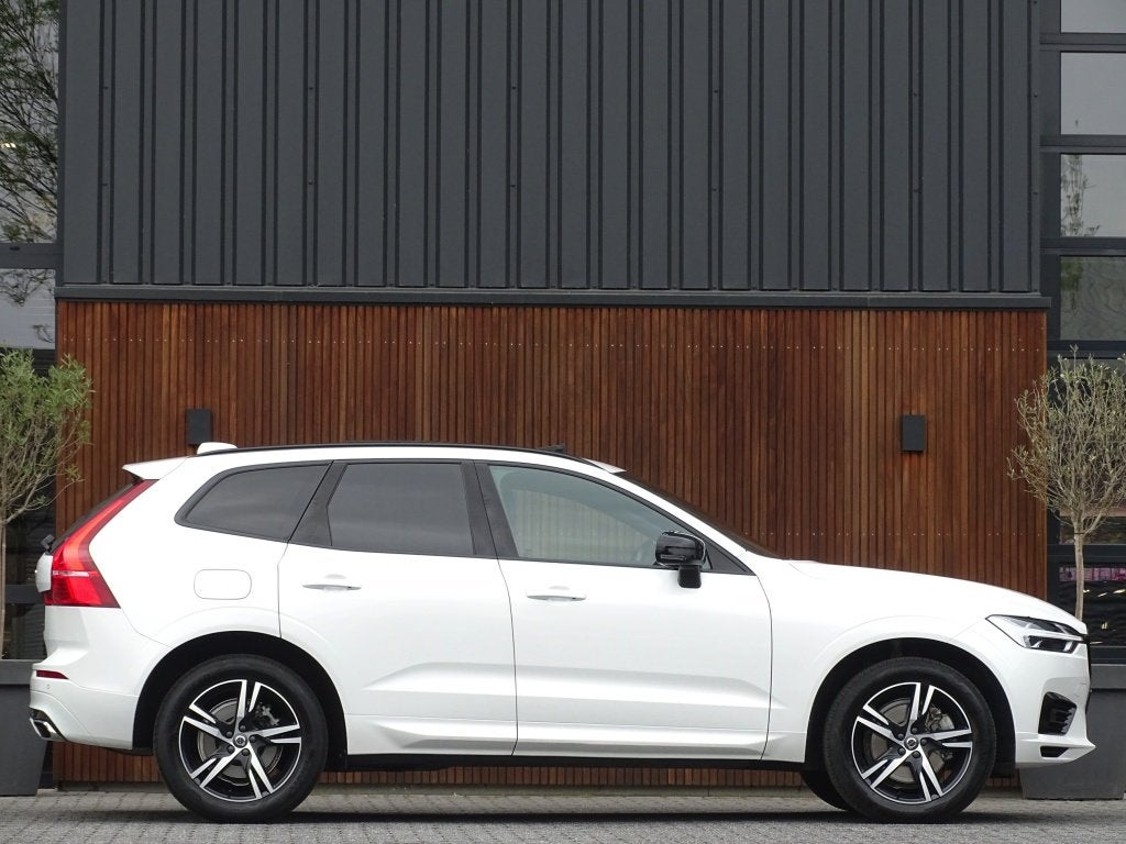 Volvo XC60 T6 310PK AWD Recharge / R-Design / panaroma / LED, Lane Keeping Assist, Gebruikt, 4 cilinders, 1969 cc