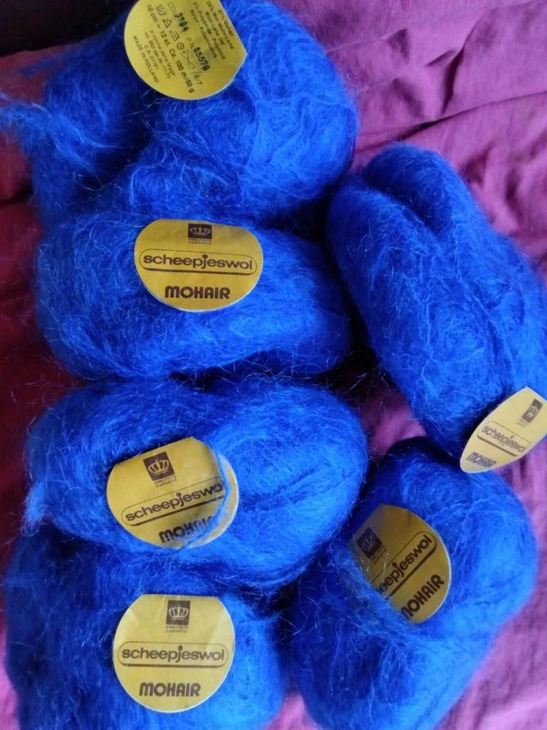 6 bollen Scheepjeswol Mohair - felblauw, korenbloemblauw, Ophalen of Verzenden, Zo goed als nieuw, Breien of Haken, Wol of Garen