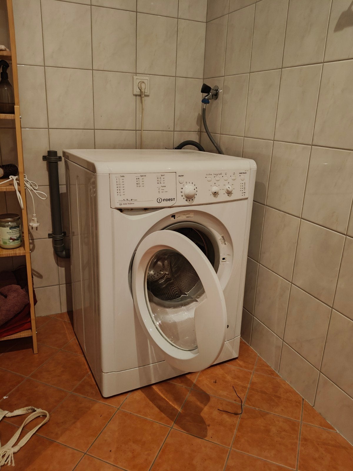 Indesit Wasmachine 7kg A+ Klasse, Ophalen, Gebruikt, Voorlader, 85 tot 90 cm