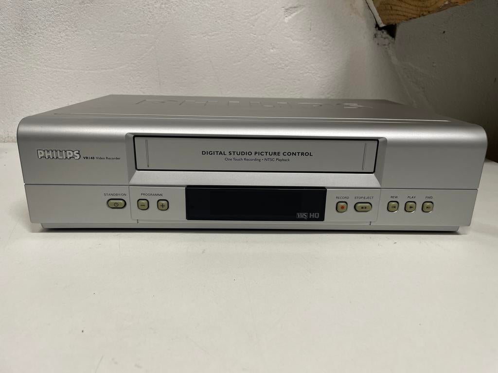 Philips VR140 VHS Video Recorder - Digital Studio Picture, Ophalen of Verzenden, Gebruikt, VHS-speler of -recorder