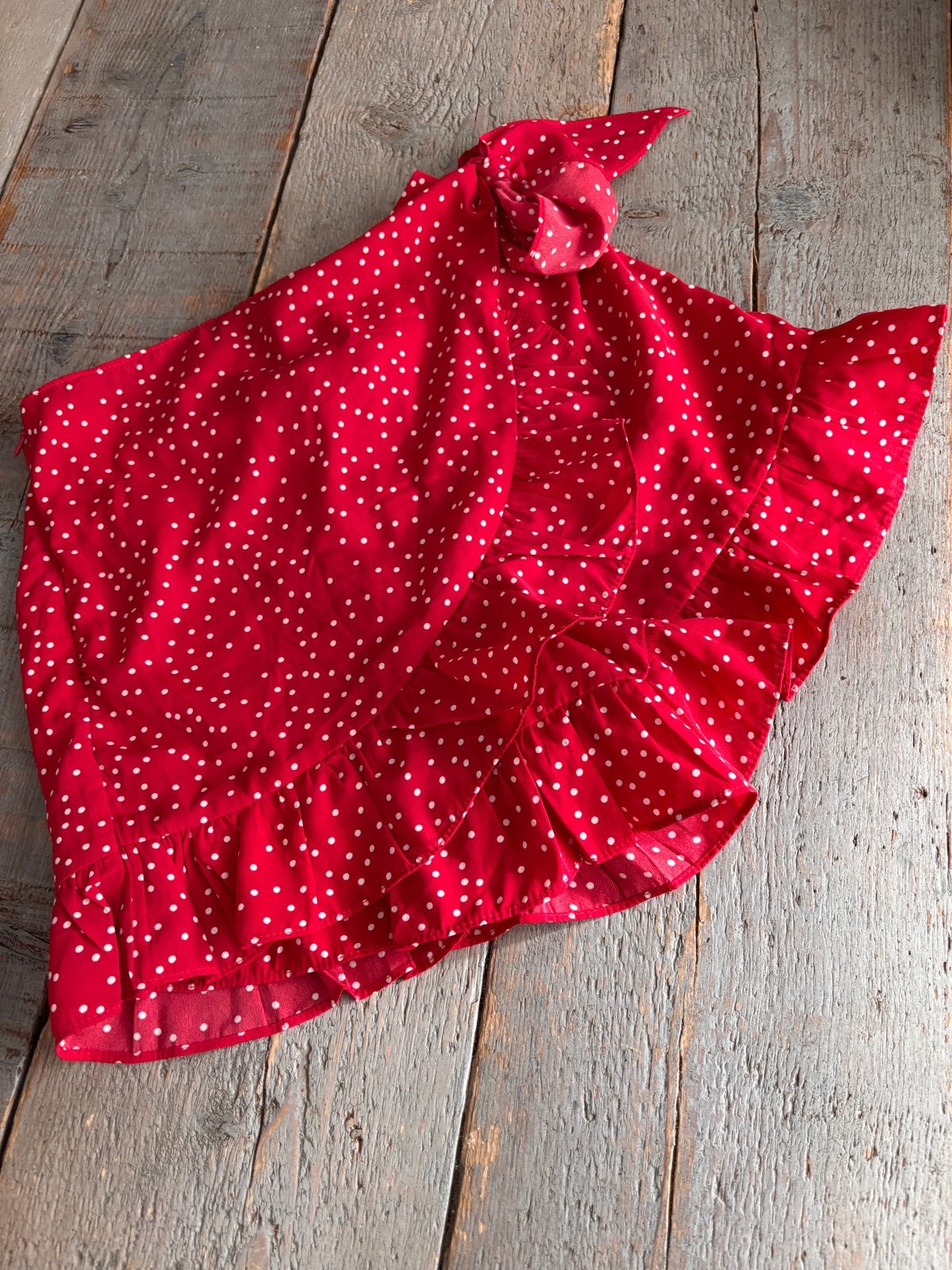 Rode rok met witte stippen en ruches - Loavie XS, Ophalen of Verzenden, Zo goed als nieuw, Maat 34 (XS) of kleiner, Rood