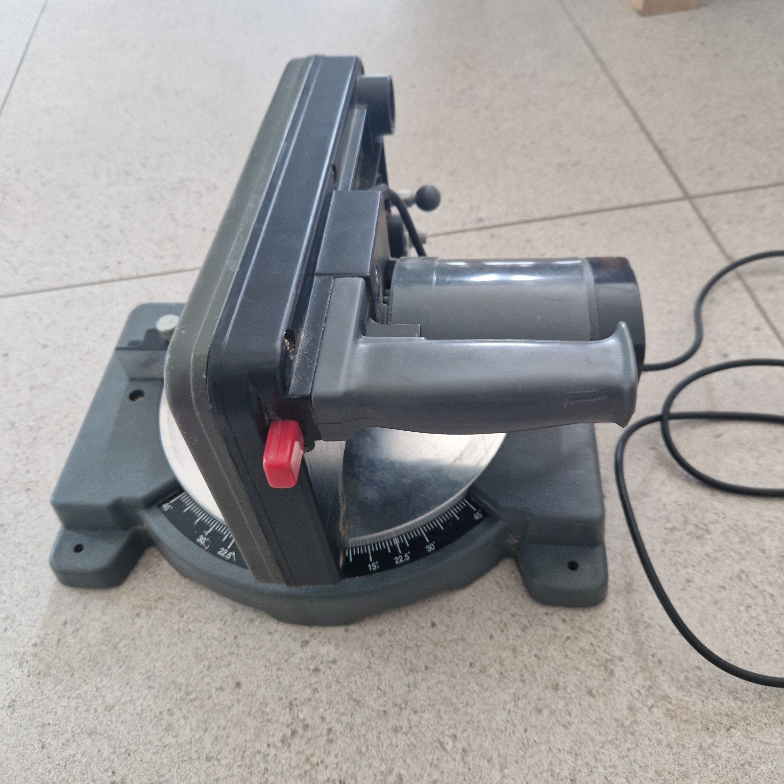 Afkortzaag, Doe-het-zelf en Verbouw, Gereedschap | Zaagmachines, Ophalen, 1200 watt of meer, Afkortzaag, 30 tot 70 mm